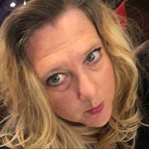 Meet your Posher, Alison